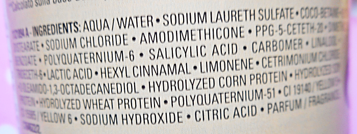 Evidenciando a marca e as características do produto